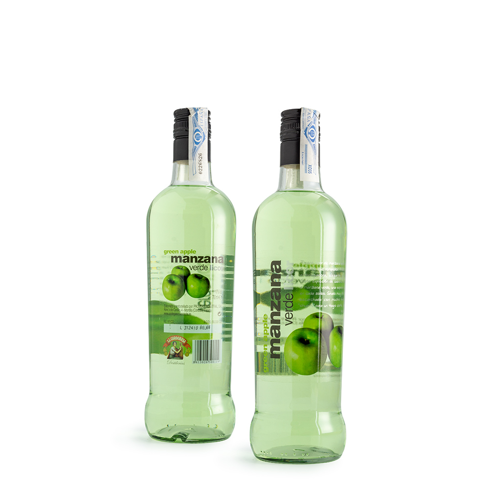 Licor de Manzana Cruz Conde Con Alcohol 700 ml